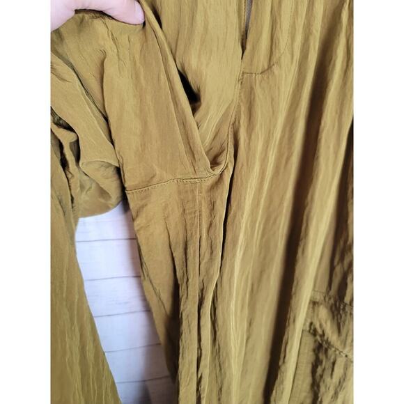 Madewell Drapey Wide Leg Cargo Pants in Spiced Olive, sz 4 - Picture 8 of 16